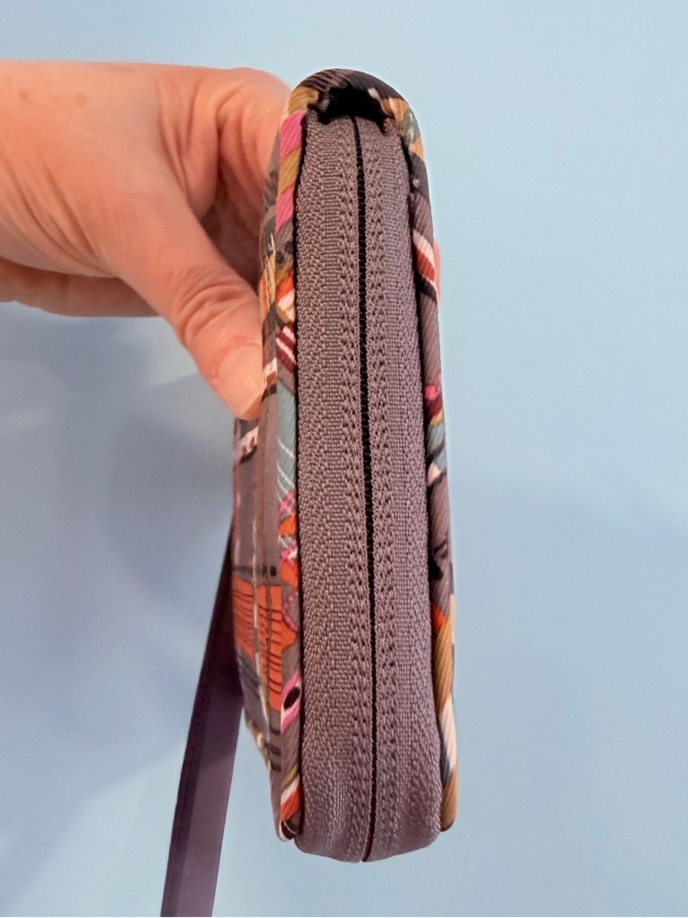 Vera Bradley Gray Multicolor Plaid Zip Wallet with RFID Wristlet NWT - Picture 5 of 10